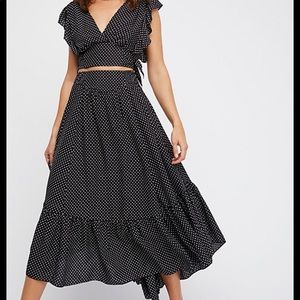 Worn once Free People Pretty Dayz Set!